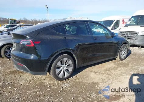 2022 Tesla Model Y Long Range Dual Motor All-Wheel Drive from USA, damaged, VIN 7SAYGDEE1NF447815